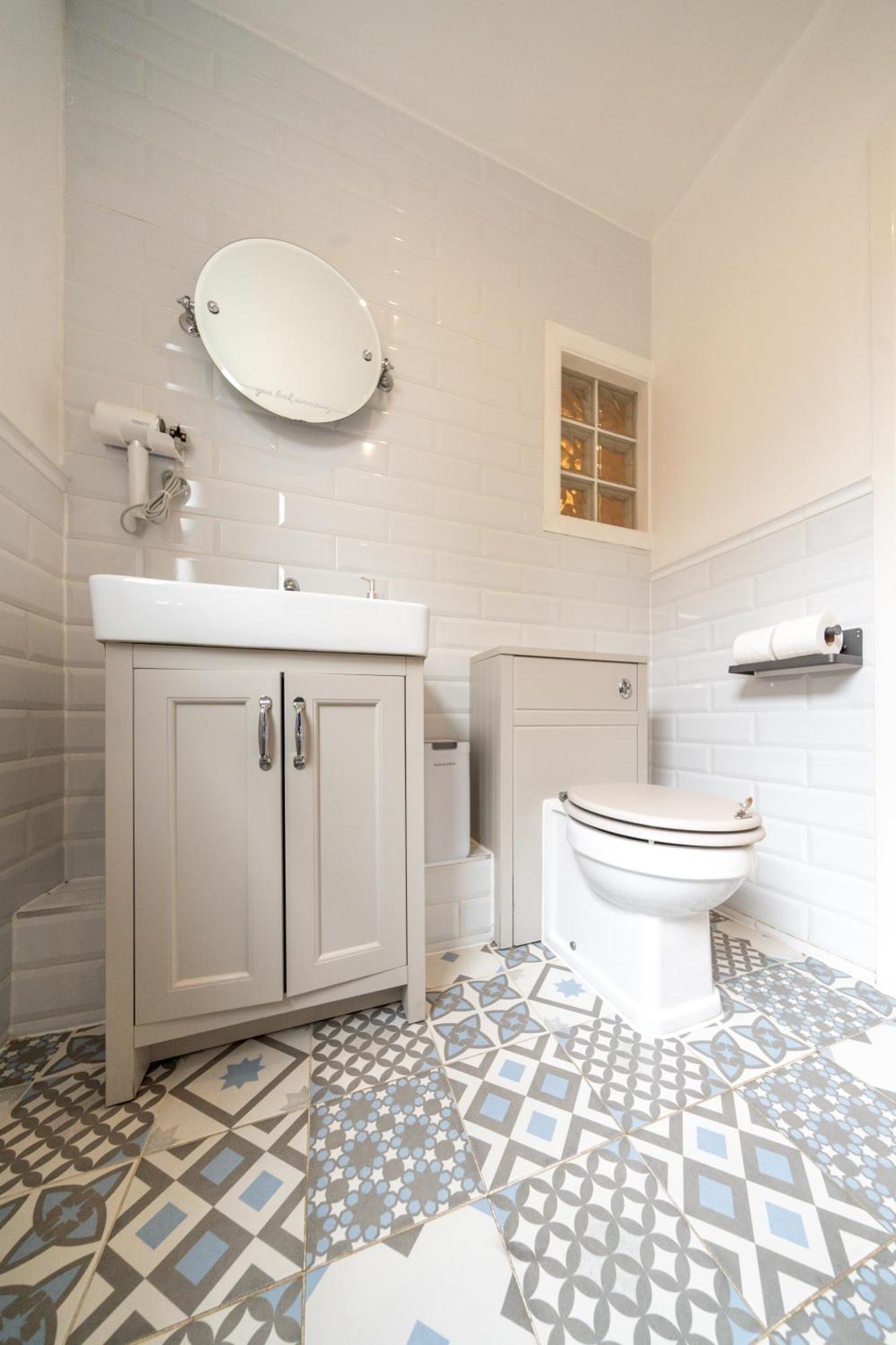 Beautiful 2 Bedroom With Private Garden In Wimbledon - Minutes From Central Лондон Экстерьер фото