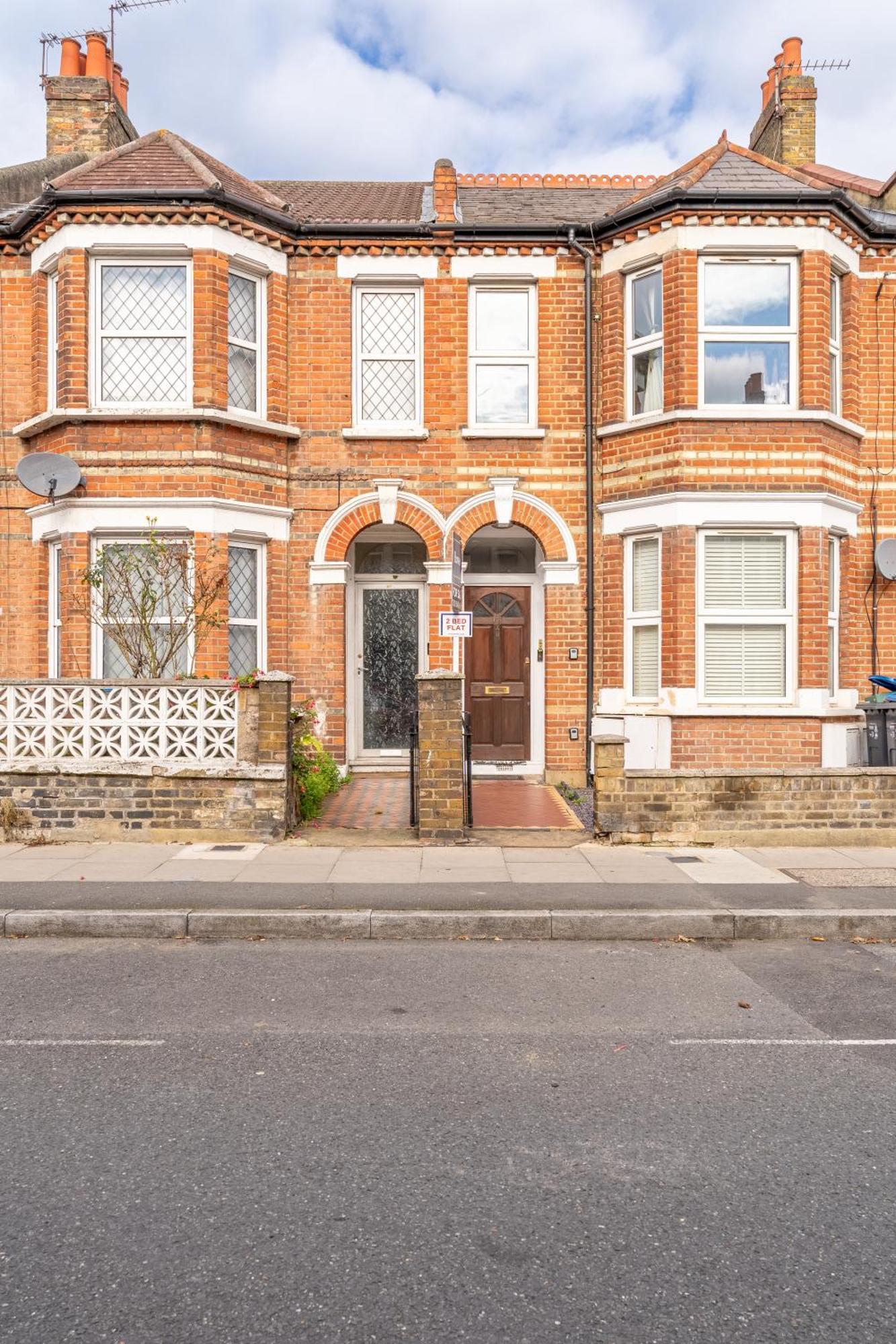 Beautiful 2 Bedroom With Private Garden In Wimbledon - Minutes From Central Лондон Экстерьер фото